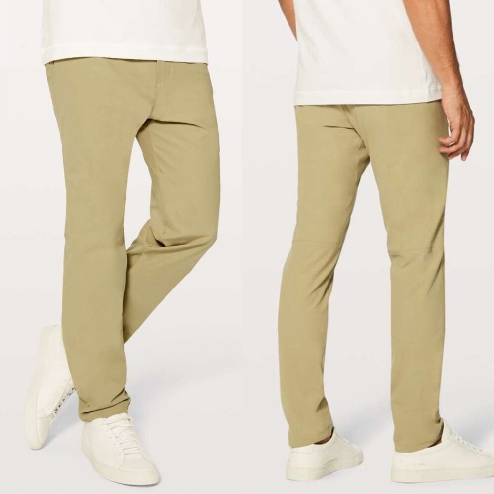 Lululemon Men's Commission Slim Fit Pant Tofino Sand Size 28 / 30 Tan